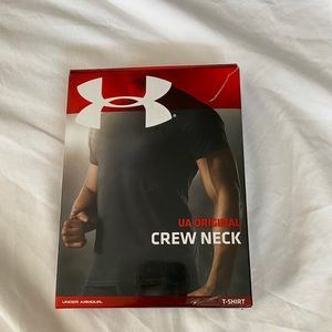 Under Armour crewneck